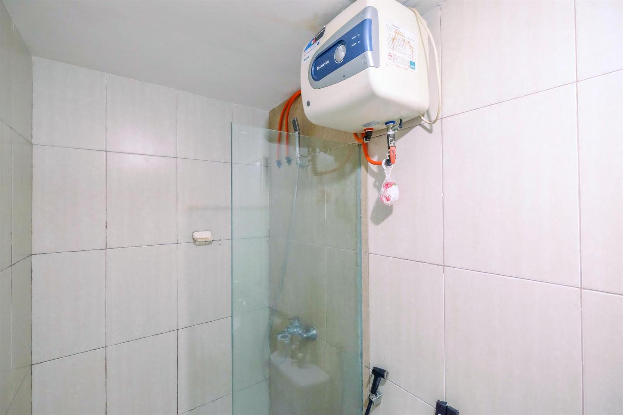 Spacious 2br At Mt Haryono Square By Travelio * Jakarta